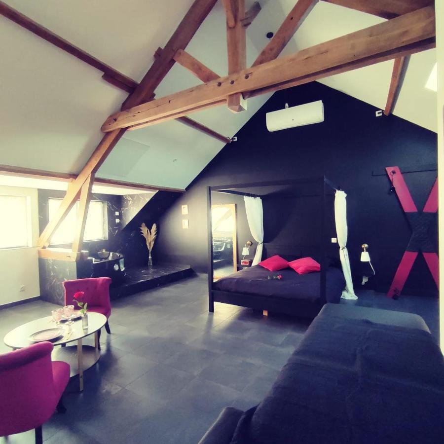 Love Room A Montargis Exterior foto